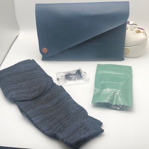 Travel Pouch - Cole Haan for American Airlines Travel Pouch Dark Blue